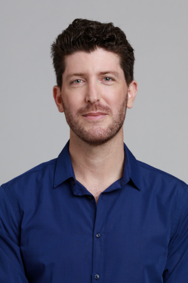 אופיר שיר-עז