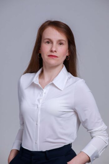 תמונה של ד"ר ריבי חייט